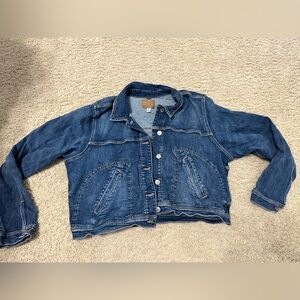 American Eagle Outfitters Women's Blue Denim Jacket